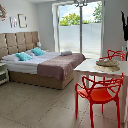 Apartamenty Sunny Stay 亚斯塔尔尼亚 外观 照片