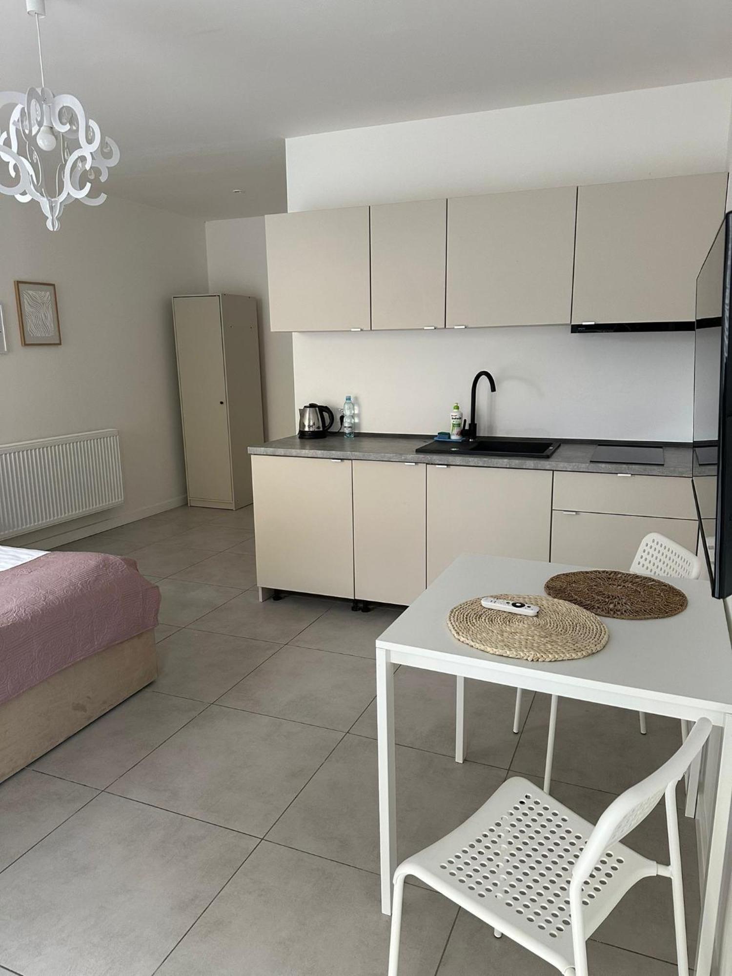 Apartamenty Sunny Stay 亚斯塔尔尼亚 外观 照片